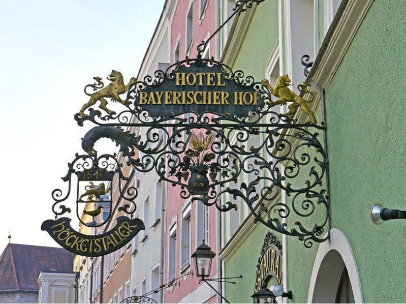 Bayerischer Hof Бургхаузен Экстерьер фото